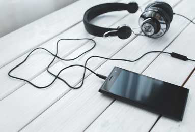 米兰名宿蒙托里沃：以米兰现在的表现来看，只能去争欧冠资格，而不是联赛冠军